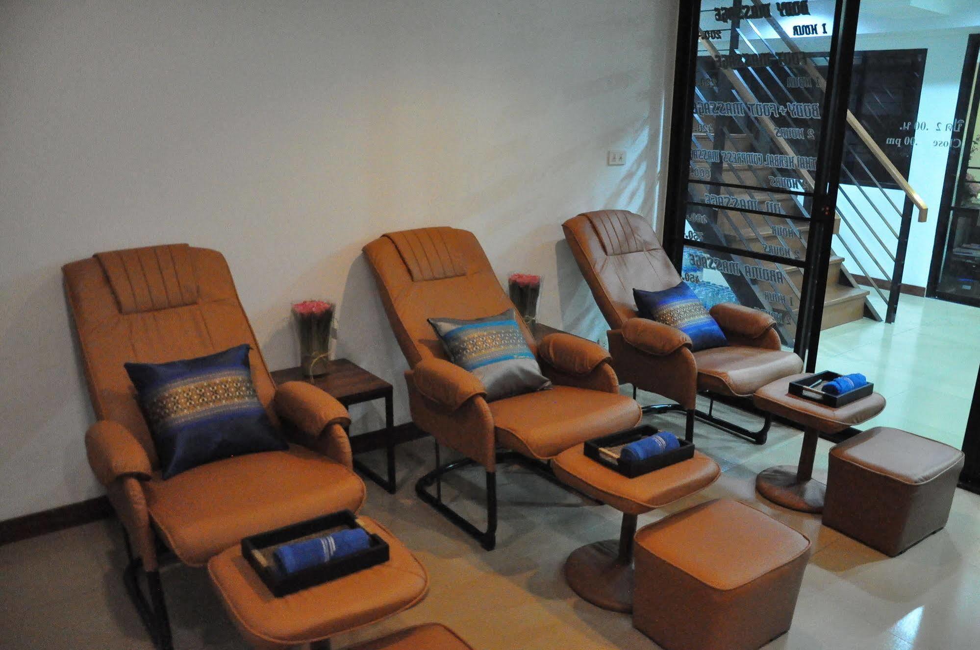 Double Dd House At Mrt Sutthisarn Nhà trọ Bangkok