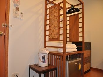 Nhà trọ Double Dd House At Mrt Sutthisarn Bangkok
